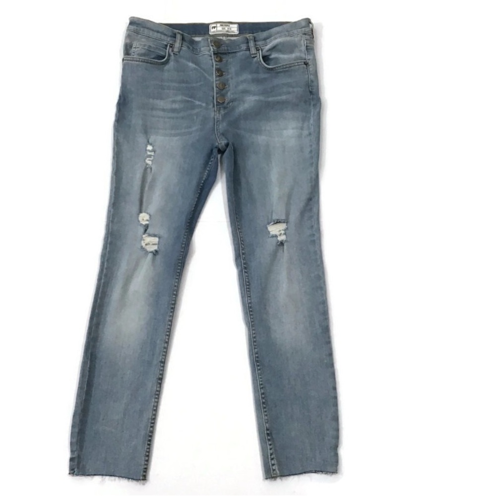 Free People Light wash Button Fly Distressed Blue Denim Jeans